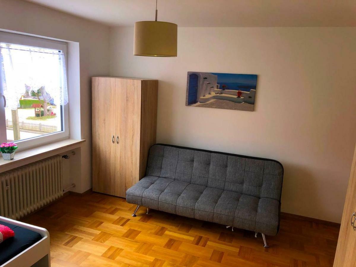 Ferienwohnungen / Ferienhaus Adelsried Dış mekan fotoğraf